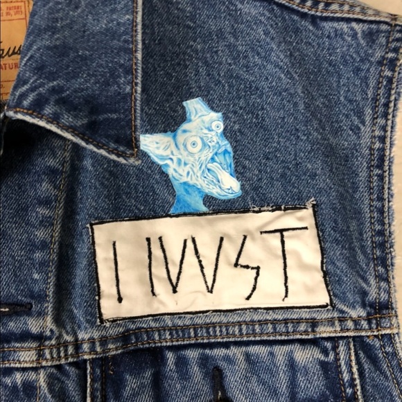 Levi’s Denim Vest Patches Size Small - Picture 2 of 5